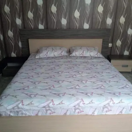 Πανσιόν Bungalow For 2 Or 3 Persons In The Lovely Forest 3*