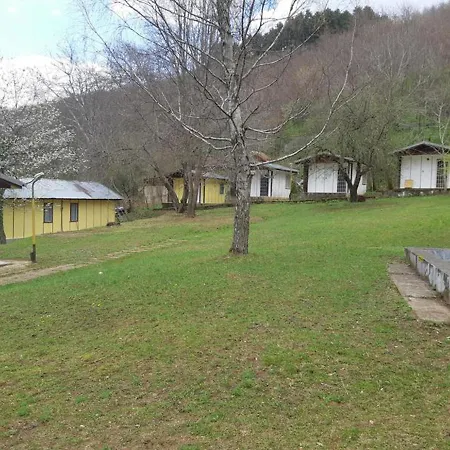 Bungalow For 2 Or 3 Persons In The Lovely Forest Πανσιόν